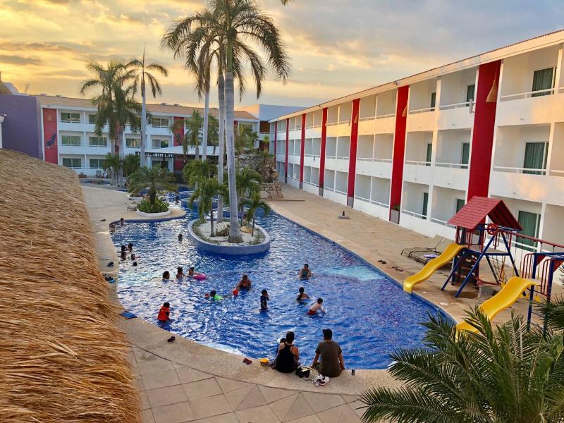 La Isla Huatulco Hotel Exterior foto